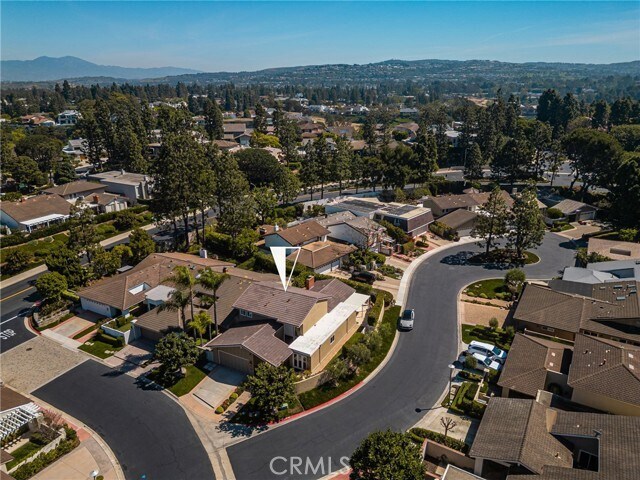 Building Photo - 5 Rue Fontainebleau