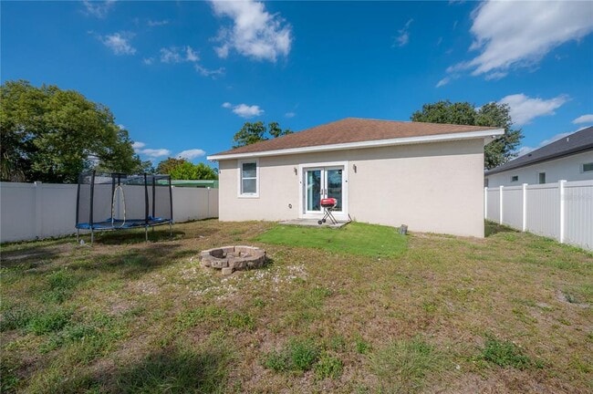 Building Photo - 2510 W South Ave