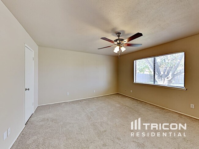 Building Photo - 3833 O'Hare Dr