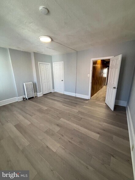 Building Photo - 318 E Marshall St