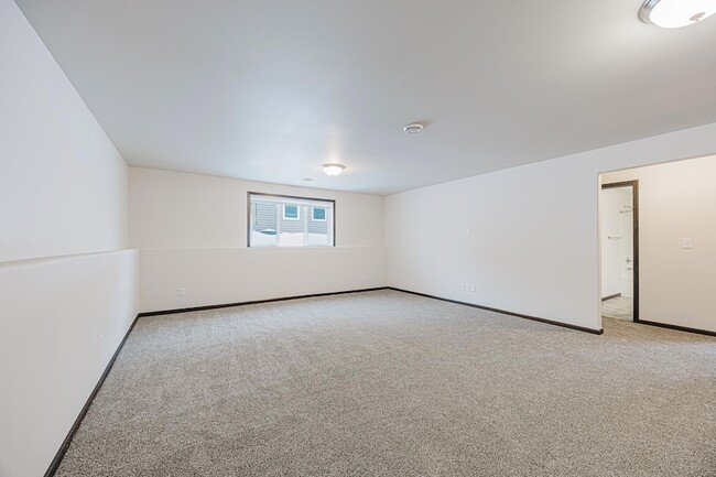 Building Photo - 7394 21st St S