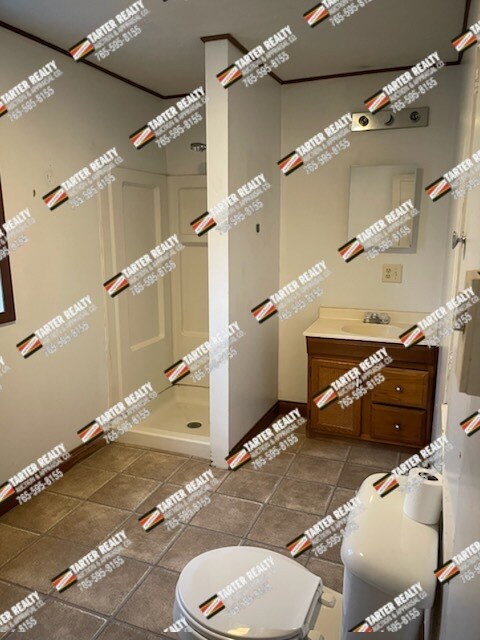 Building Photo - 503 1/2 Richmond St