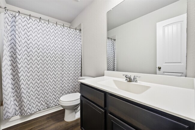 Building Photo - 13640 Collier Park Ln