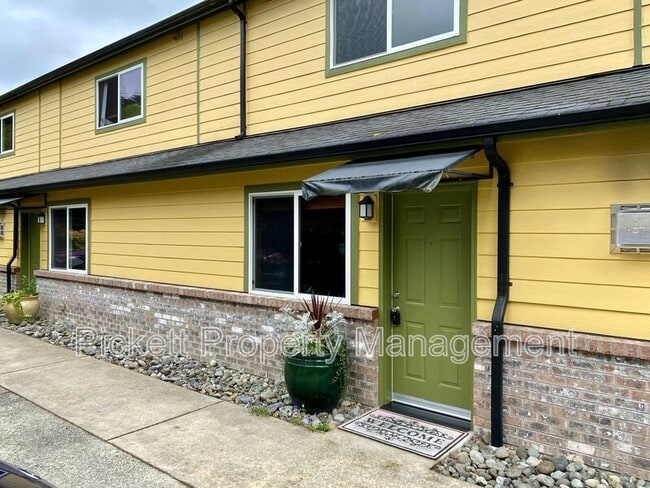 Primary Photo - 4673 NW Walgren Dr