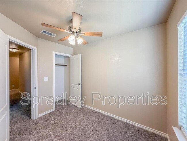 Building Photo - 4810 Deep Drive