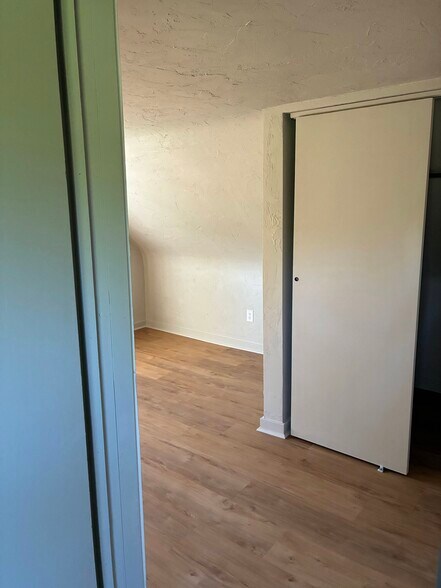Building Photo - 4015 Gibsonia Rd