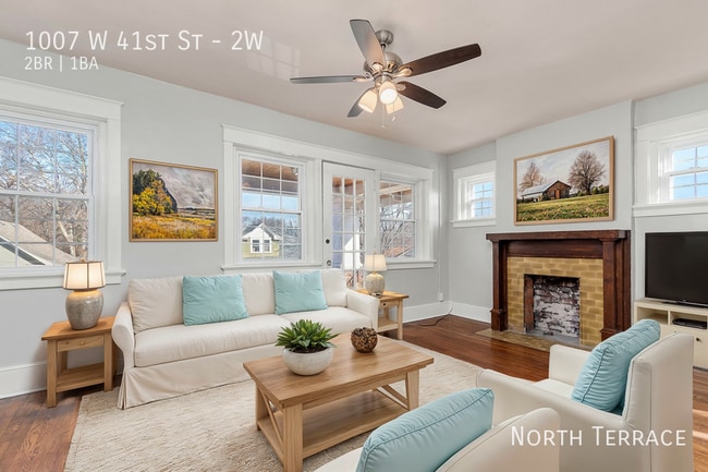 Building Photo - 1007 W 41st St