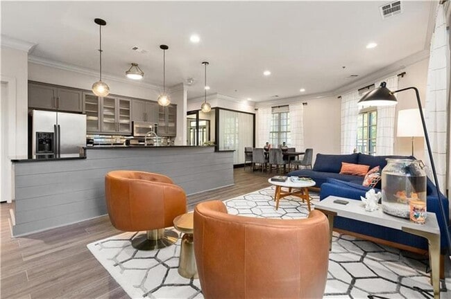 Building Photo - 1055 Piedmont Ave NE