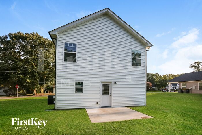Building Photo - 760 Cherrywood St