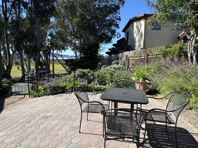 Building Photo - 2 Bedroom Carmel Home with Views of Point Lobos