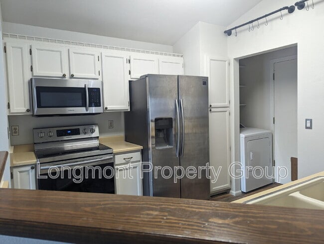 Building Photo - 1610 Ervine Ave