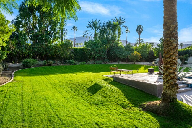 Building Photo - 40745 Morningstar Rd