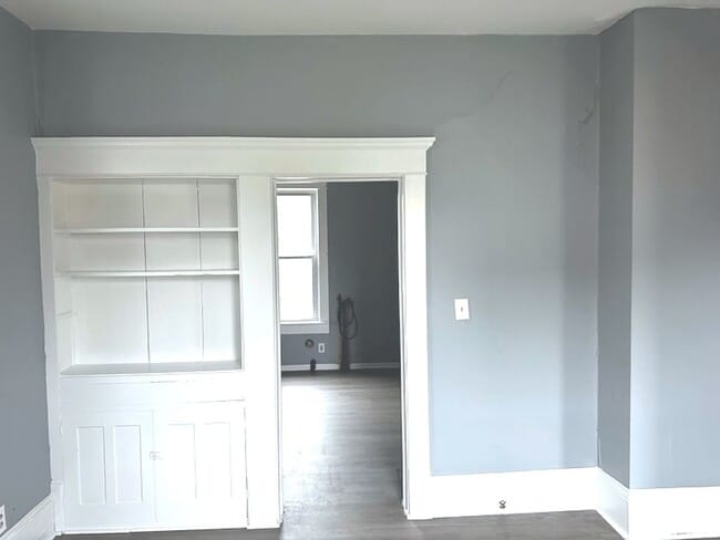 Building Photo - 3 bedroom in Mansfield, small yard