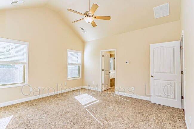 Building Photo - 12 Glenmora Rd