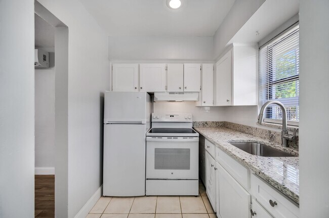 Interior Photo - Kenwood Villas