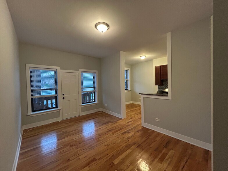 Building Photo - 338 Tudor Ct