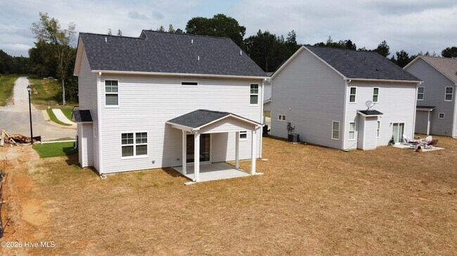 Building Photo - 478 Atwood Dr