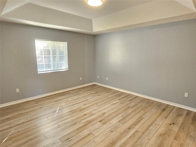 Building Photo - 8470 Drolet Ave