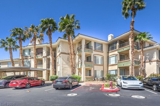 Building Photo - 7163 S Durango Dr