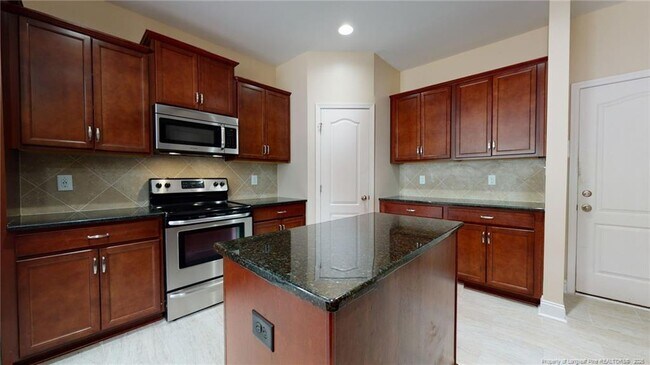 Building Photo - 6058 Whitemoss Ct