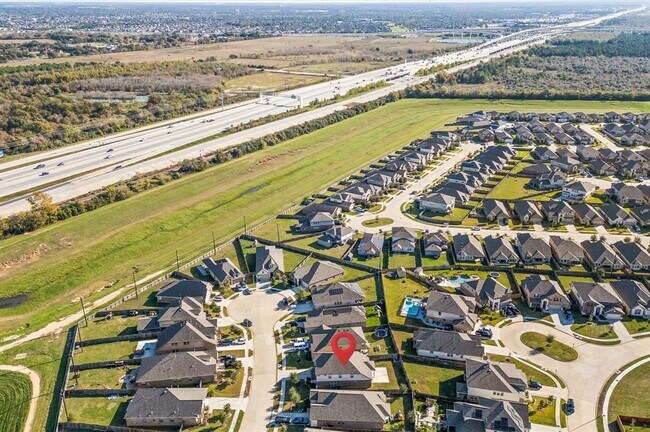 Building Photo - 31423 Elkcreek Bend Dr