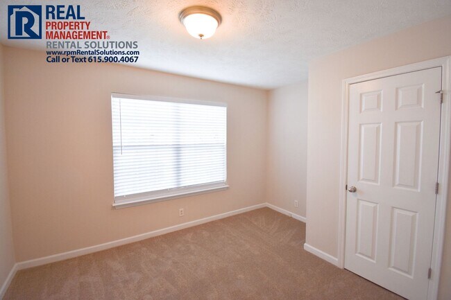 Building Photo - Adorable 3bd 2ba home in Blackman. 2 car garage and fenced yard!