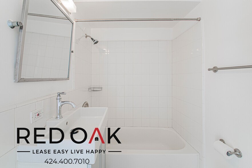 Building Photo - 1327 Laurel Ave