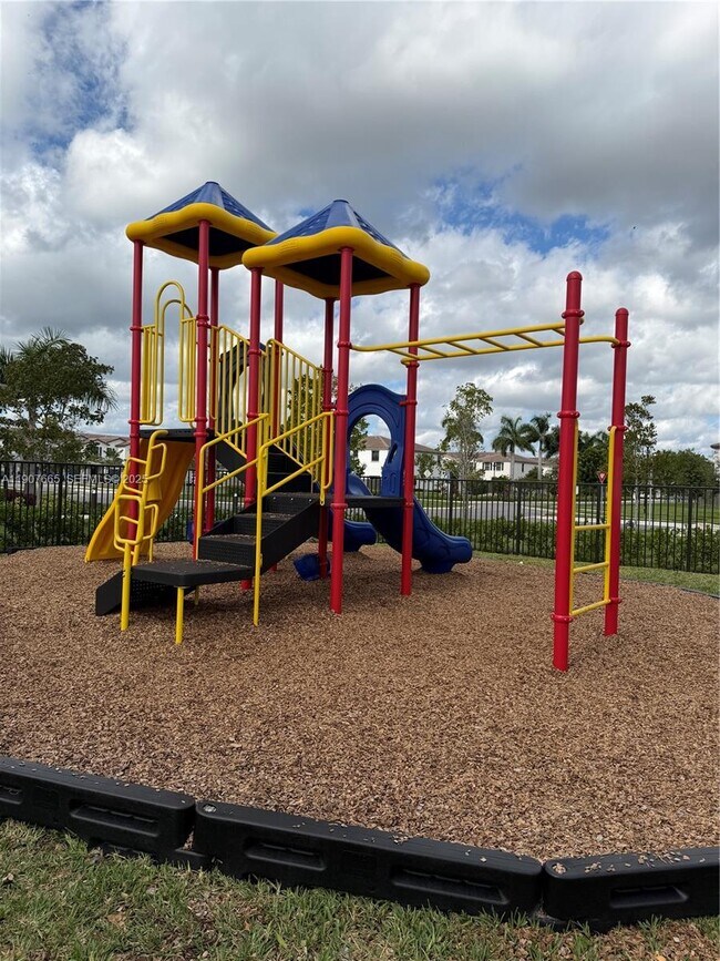 Building Photo - 12848 SW 232nd Ter