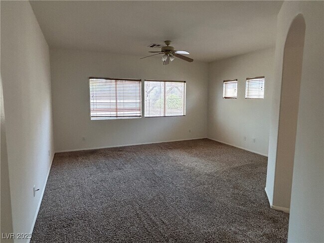 Building Photo - 68 El Rio Ct
