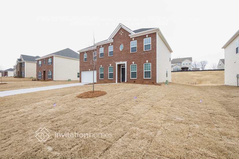 Building Photo - 131 Sassafras Rd