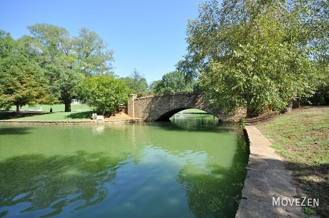 Building Photo - 2708 Dilworth Heights Ln