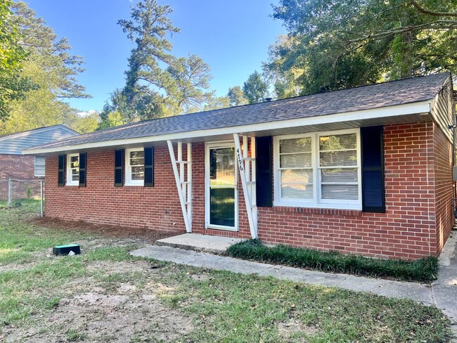 Primary Photo - Charming 3BR Home in Serene Neighborhood -...