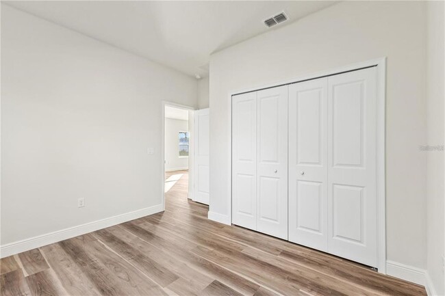Building Photo - 265 Marion Oaks Manor