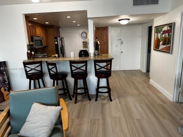 Building Photo - 5401 Collins Ave