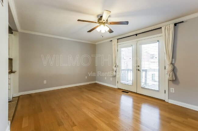 Building Photo - 1026 N New Jersey St