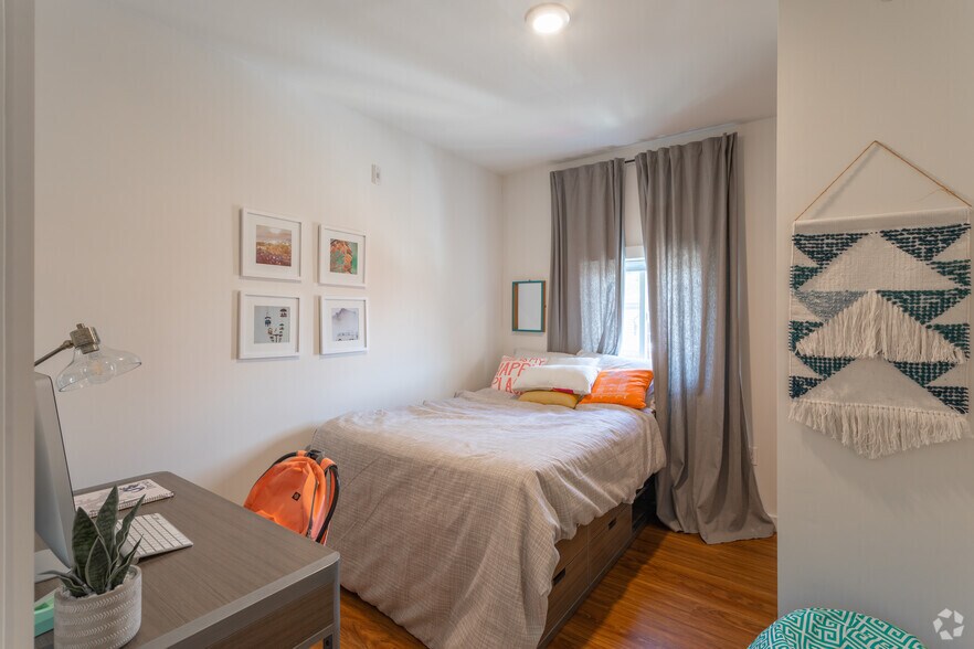 Bedroom D - UCity Flats