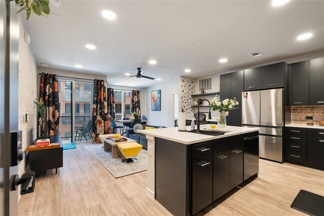 Building Photo - 4510 Terry-O Ln