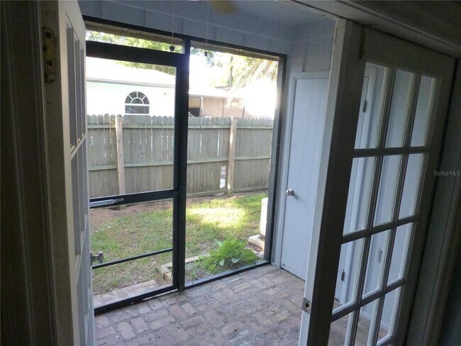 Building Photo - 1890 Wolford Rd