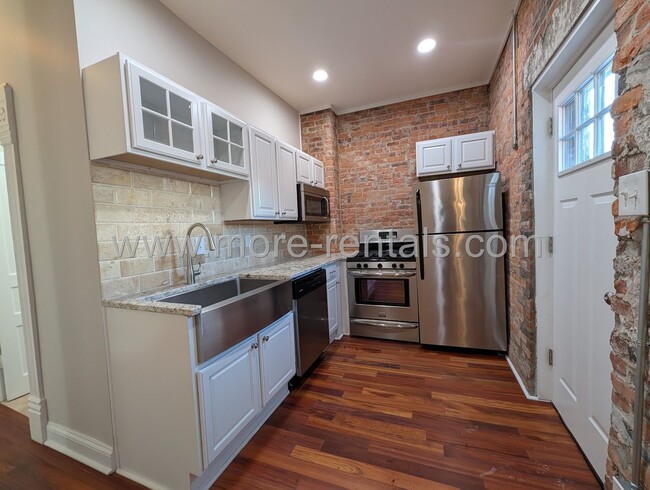 Building Photo - Short North duplex with garage