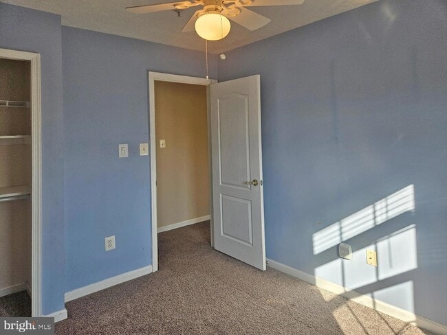 Building Photo - 3315 Hollow Ct