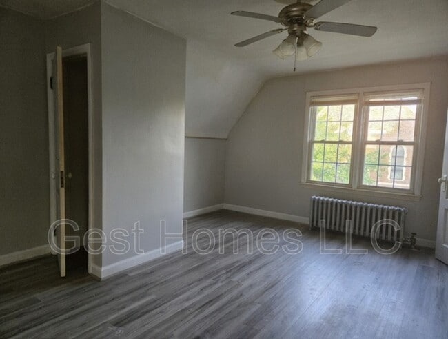 Building Photo - 2753 4th St