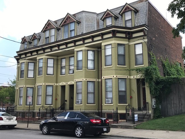 Primary Photo - The Lofts on 10th