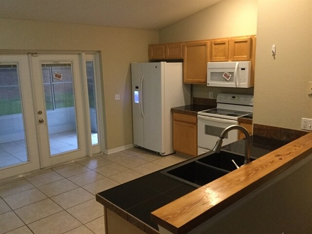 Building Photo - 4232 Settlers Ct