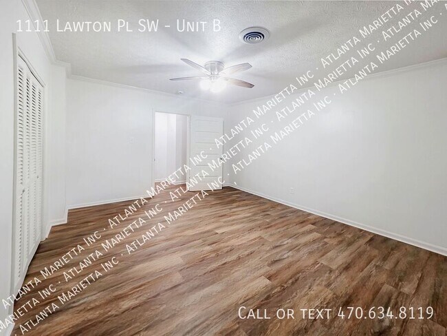 Building Photo - 1111 Lawton Pl SW