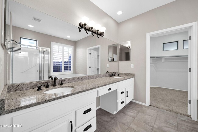 Building Photo - 41309 N Belfair Way