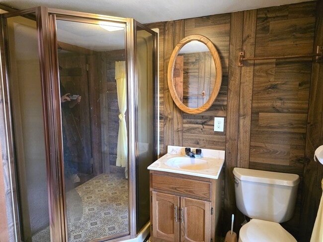 Building Photo - Cozy 3BR/2BA Cabin with Stunning Mountain Views