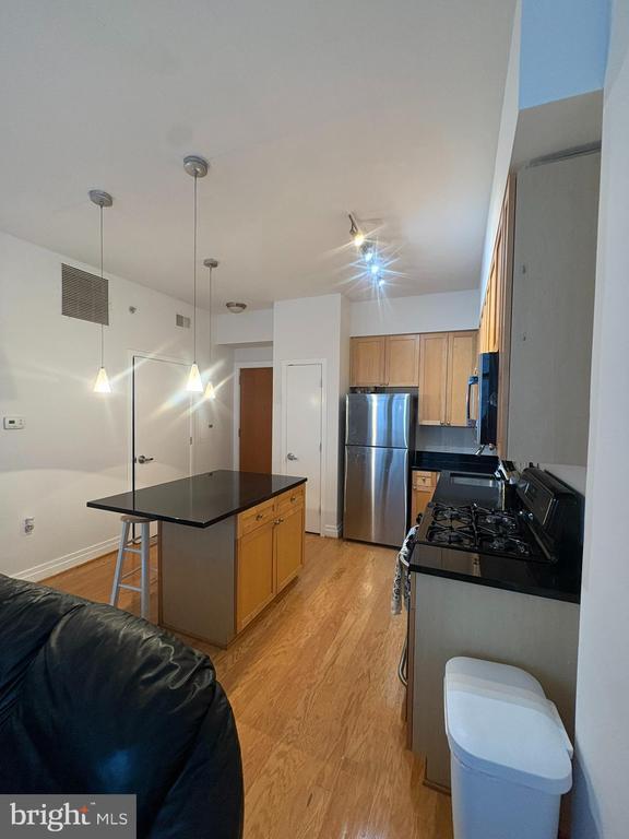 Building Photo - 2120 Vermont Ave NW