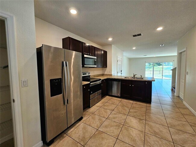 Building Photo - 9022 Wildflower Ln