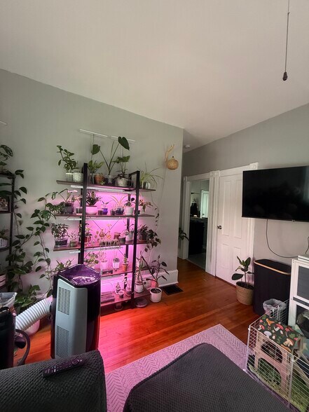Building Photo - 18 Woodruff Ct