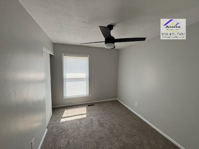 Building Photo - 415 Atwell Dr